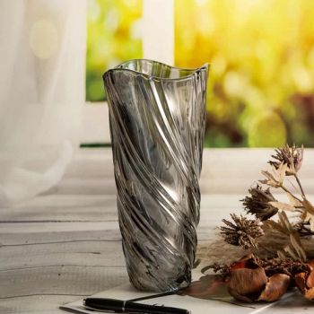 СТЪКЛЕНА ВАЗА - ЦВЯТ И ЕФИРНОСТ