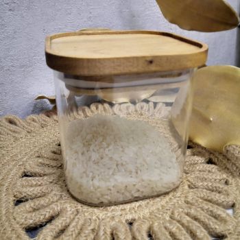 СТЪКЛЕН БУРКАН - ПРОДУКТИТЕ В КУХНЯТА
