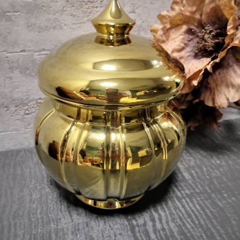 БУРКАН / ВАЗА С КАПАК - ЗЛАТНИ НЮАНСИ