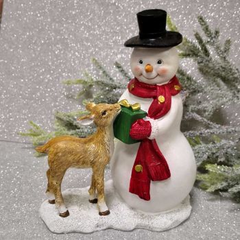 КОЛЕДНА ФИГУРКА СНЕЖКО - КОЛЕДНИ ПРИЯТЕЛСТВА