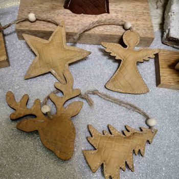 КОМПЛЕКТ 4 БРОЯ КОЖЕНИ ИГРАЧКИ ЗА ЕЛХА - КОЖЕНА КОЛЕДА