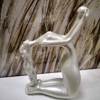 ФИГУРА ЖЕНА - РЕНЕСАНС ПРЕЗ ВЕКОВЕТЕ