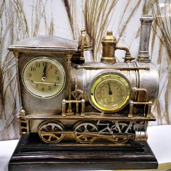 ФИГУРА / ЧАСОВНИК ВЛАК - ПЪТУВАНЕ ПРЕЗ ВРЕМЕТО