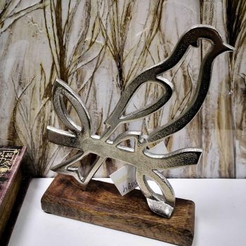 НАСТОЛНА ДЕКОРАЦИЯ - ПОСЛАНИЕ ЗА МИР