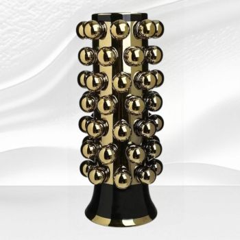 ВАЗА - ИЗКУСТВО ВЪВ ФОРМИ