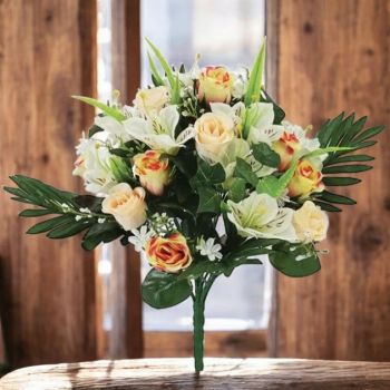 БУКЕТ ОТ РОЗИ И ЛИЛИУМИ 47 СМ 