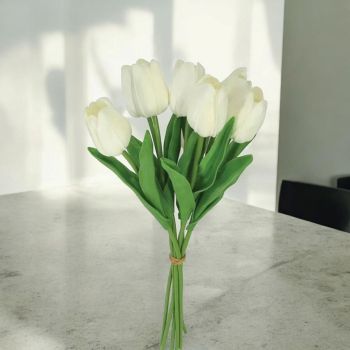 ИЗКУСТВЕН БУКЕТ - БЕЛИ ЛАЛЕТА