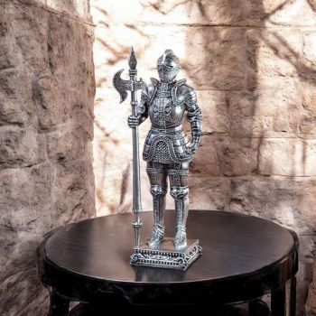 ФИГУРА РИЦАР - АРТУР И СЛАВАТА НА РИЦАРСТВОТО