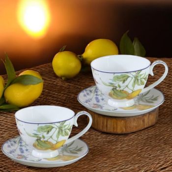 КОМПЛЕКТ ЗА КАФЕ - ЧАЙ  ЗА ДВАМА / 2 чаши и 2 чинийки / - С ДЪХ НА ЛИМОНИ И ЛАВАНДУЛА 
