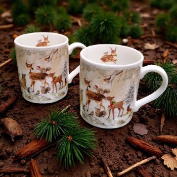 КОМПЛЕКТ ОТ 2 броя КОЛЕДНИ ЧАШИ 220мл В ПОДАРЪЧНА КУТИЯ - ГОРСКА СРЕЩА НА КОЛЕДА