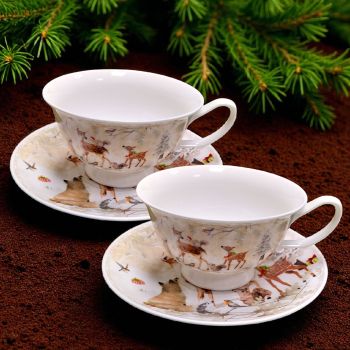 КОЛЕДЕН КОМПЛЕКТ ЗА ДВАМА / 2 чаши + 2 чинийки / 200мл ЗА КАФЕ - ГОРСКА СРЕЩА НА КОЛЕДА