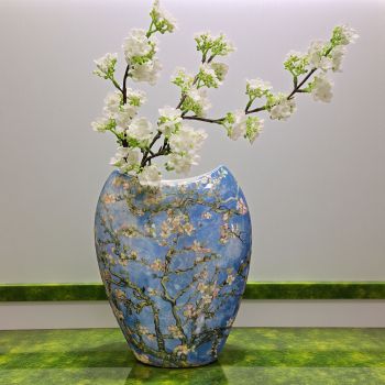 ПОРЦЕЛАНОВА ВАЗА  ПО КАРТИНА НА ВАН ГОГ - ЦЪФНАЛИ БАДЕМИ / син фон /