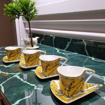 СЕРВИЗ ЗА КАФЕ ЕСПРЕСО 60 мл /4 чаши + 4 чинии /  ПО КАРТИНА НА ВАН ГОГ - ЦЪФНАЛИ БАДЕМИ жълт фон