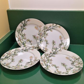 КОМПЛЕКТ ОТ 4 броя ЧИНИИ 20см  ПО КАРТИНА НА ВАН ГОГ - ЦЪФНАЛИ БАДЕМИ бял фон