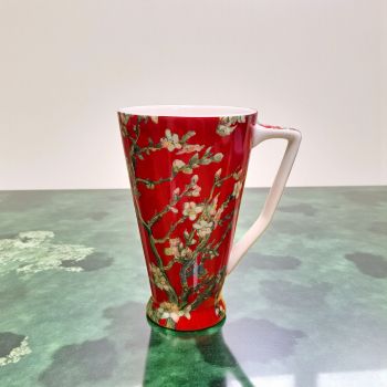 ПОРЦЕЛАНОВА ЧАША ЗА ШРАПЕ / ЧАЙ  500мл ПО КАРТИНА НА ВАН ГОГ - ЦЪФНАЛИ БАДЕМИ /червен фон/