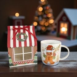 КОЛЕДНА ЧАША В ОПАКОВКА КЪЩИЧКА  - СЛАДОСТ В ПРАЗНИЧНИТЕ ДНИ