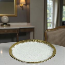 ПЛАТО 29см - КЛАСИКА В БЯЛО И ЗЛАТНО