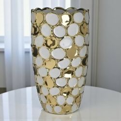 ВАЗА - ИЗКУСТВО ВЪВ ФОРМИ