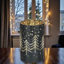 КОЛЕДЕН СВЕЩНИК С ЛЕД-СВЕТЛИНКИ