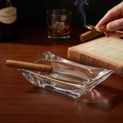 ПЕПЕЛНИК ОТ СТЪКЛО СЪС ЗЛАТЕН  КАНТ - ТАБАКО ШИК