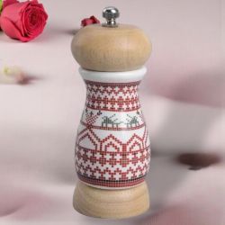 ПОРЦЕЛАНОВА МЕЛНИЧКА ЗА ПОДПРАВКИ / СОЛ - БЪЛГАРСКА ШЕВИЦА