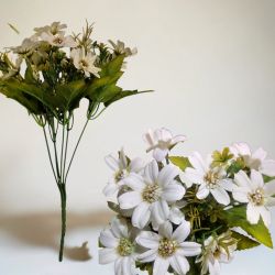 БУКЕТЧЕ ОТ НЕЖНИ МАРГАРИТКИ - ПРОЛЕТНИ УТРИНИ