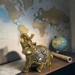 МАЛКО ЗЛАТНО СЛОНЧЕ 10см - КЪСМЕТ В ДНИТЕ 