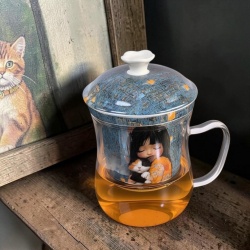 ЧАША ОТ БОРОСИЛИКАТНО СТЪКЛО ЗА ЧАЙ   - ЧЕЛО КОТЕ КНИЖКИ