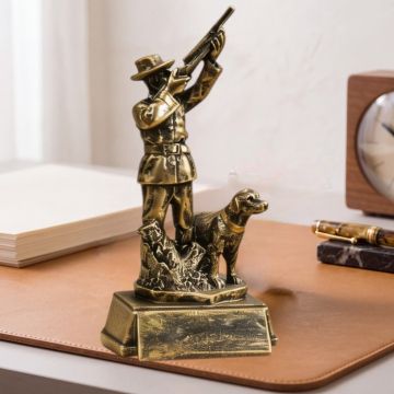 ФИГУРА ЛОВЕЦ - НАЙ-ДОБРИЯТ С ПУШКАТА