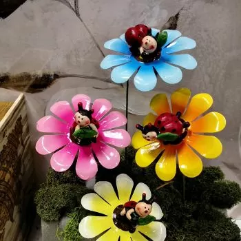 МЕТАЛНА ДЕКОРАЦИЯ НА ПРЪЧКА - КАЛИНКИ ЛЕТЯТ ПО ДВОРА