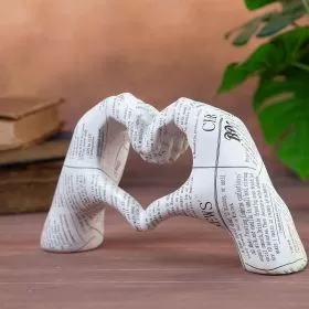 ФИГУРА СЪРЦЕ - РЪЦЕ ЗА ЛЮБОВ