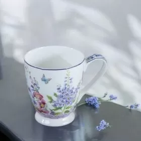ЧАША С ЛАВАНДУЛА - ЛАВАНДУЛОВИ СТРАСТИ