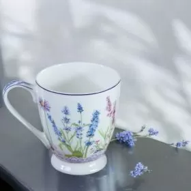 ЧАША С ЛАВАНДУЛА - ЛАВАНДУЛОВИ СТРАСТИ