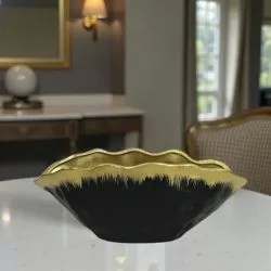 РАКОВИНА КУПА - КЛАСИКА В ЧЕРНО И ЗЛАТО