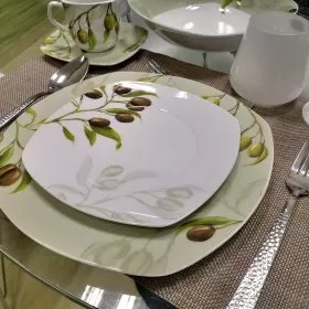 ПОРЦЕЛАНОВ СЕРВИЗ ЗА ХРАНЕНЕ 19 ЧАСТИ - ОЛИВА