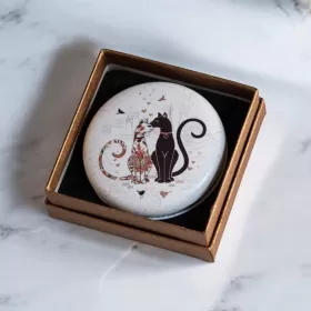 ДАМСКО ОГЛЕДАЛЦЕ - ЧЕРНА КОТКА, БЯЛ КОТАРАК