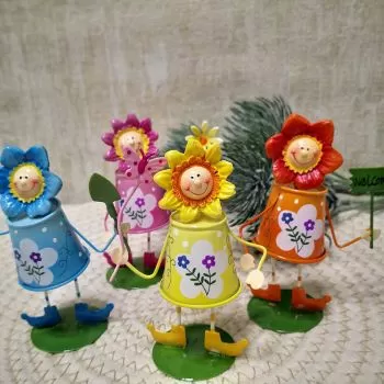 Метална декоративна фигурка цвете