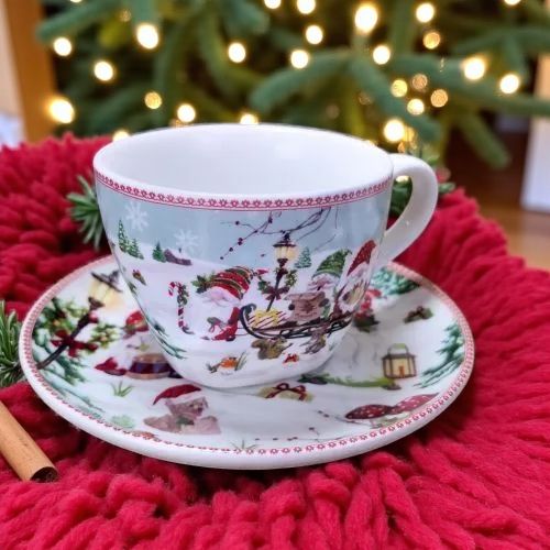 СЕРВИЗ ЗА КАФЕ / 4 чаши+ 4чинийки / - ПОМОЩНИЦИТЕ НА ДЯДО КОЛЕДА