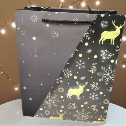 КОЛЕДНА ПОДАРЪЧНА ТОРБИЧКА 15см*14см*6см / 4дизайна / -  СВЕТЛИНИ В ЗЛАТО