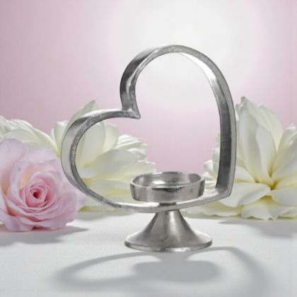 Свещник сърце от метал 21 см 