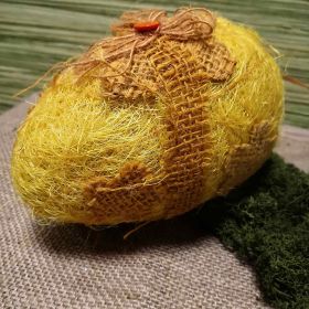 ДЕКОРАТИВНО ВИСЯЩО ЯЙЦЕ - ЗЕБЛО И КОНОП