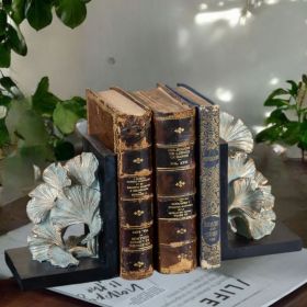 СТОПЕРИ ЗА КНИГИ ГИНКО БИЛОБА - ТАНЦЪТ НА ЛИСТАТА