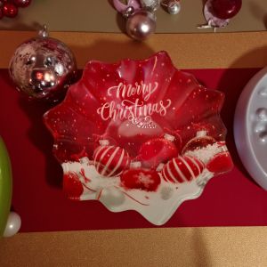 СТЪКЛЕНА КОЛЕДНА КУПИЧКА 15см - КОЛЕДАТА Е ВИНАГИ ЧЕРВЕНА