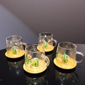 СТЪКЛЕНА ЧАША С ДЕКОРАЦИЯ АВОКАДО - ЕКЗОТИЧЕН ВКУС