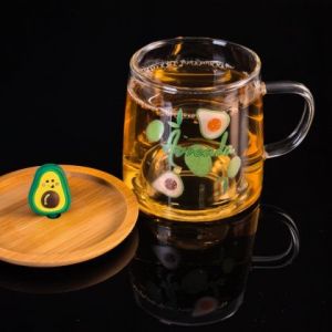 СТЪКЛЕНА ЧАША С ДЕКОРАЦИЯ АВОКАДО - ЕКЗОТИЧЕН ВКУС