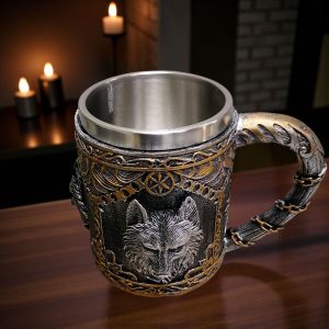 ЧАША С РЕЛЕФ НА ГЛАВА НА ВЪЛК - ДИВОТО ЗОВЕ