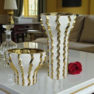 КОМПЛЕКТ ВАЗА И КУПА - ЗЛАТНИ ПЪТЕКИ КЪМ ЩАСТИЕТО