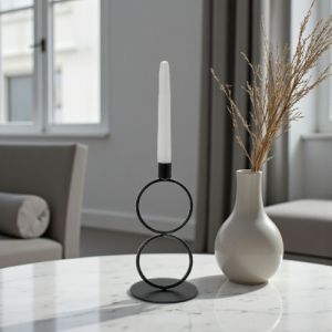 МЕТАЛЕН СВЕЩНИК - КЛАСИЧЕСКО ЧЕРНО