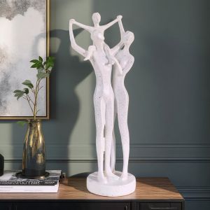 ФИГУРА СЕМЕЙСТВО - СИГУРНОСТТА Е ЛЮБОВ