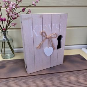 КЪЩИЧКА ЗА КЛЮЧОВЕ - КЛЮЧ, ДОМ, ЛЮБОВ